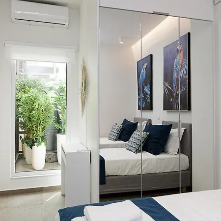 Apartment Secret Oasis