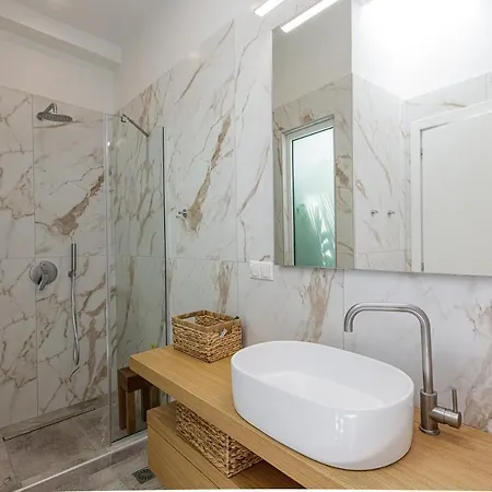 Secret Oasis Apartment